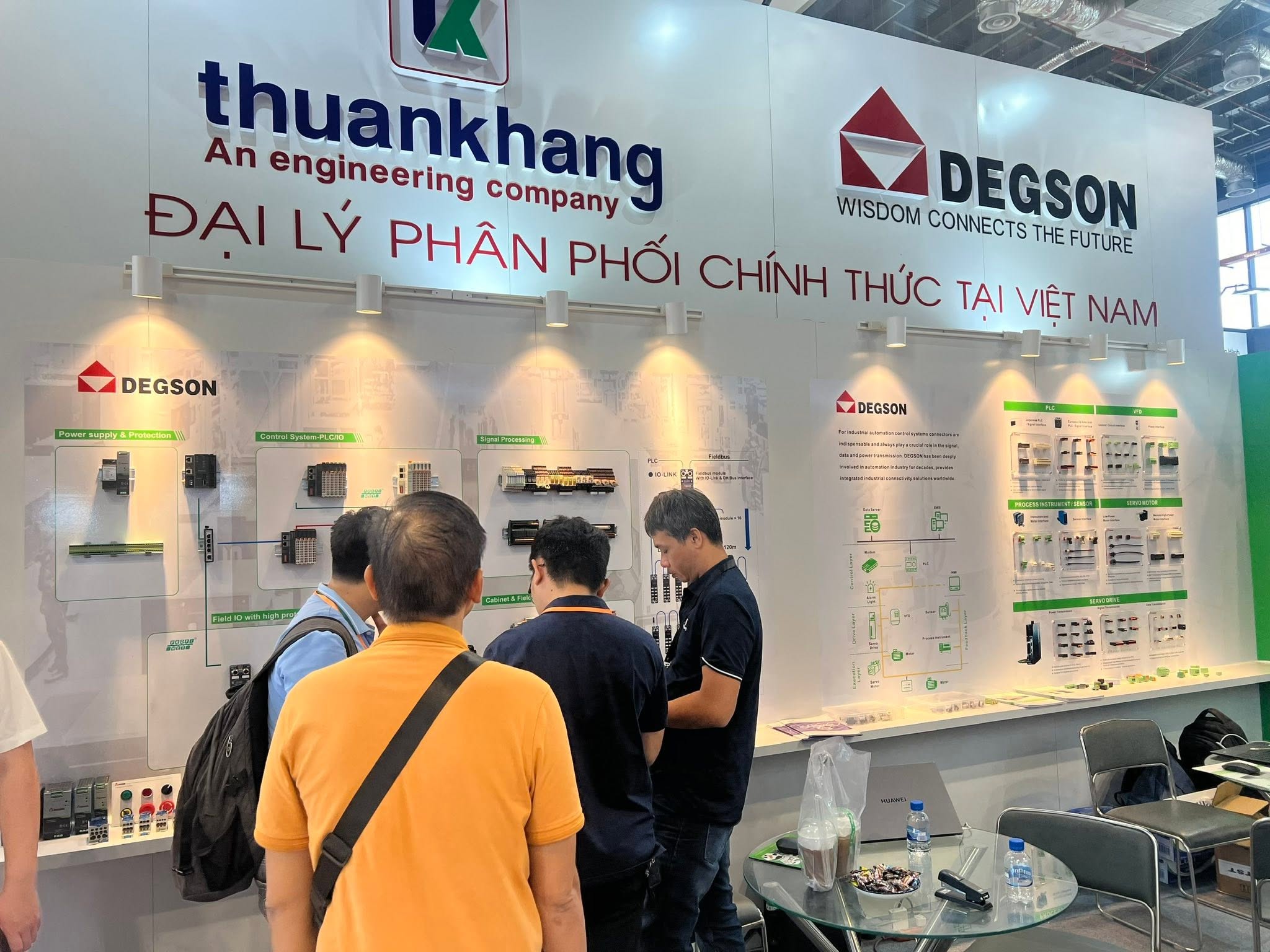 trien lam 2026